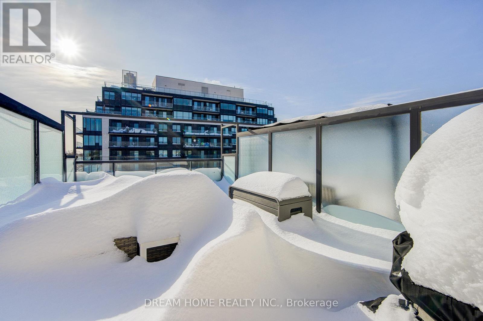 201 - 724 Sheppard Avenue W, Toronto, Ontario  M3H 2S8 - Photo 18 - C12737730