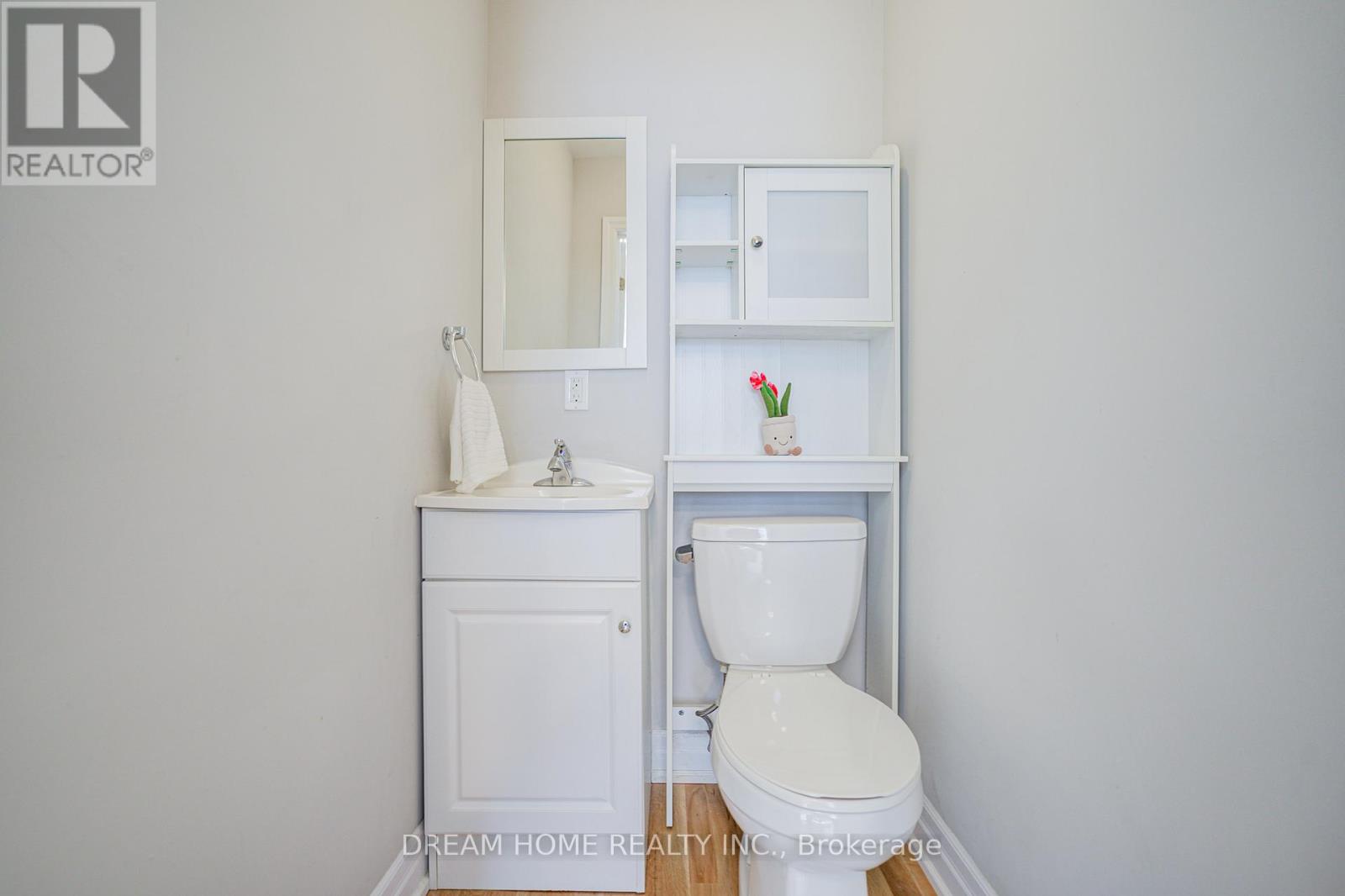 201 - 724 Sheppard Avenue W, Toronto, Ontario  M3H 2S8 - Photo 7 - C12737730