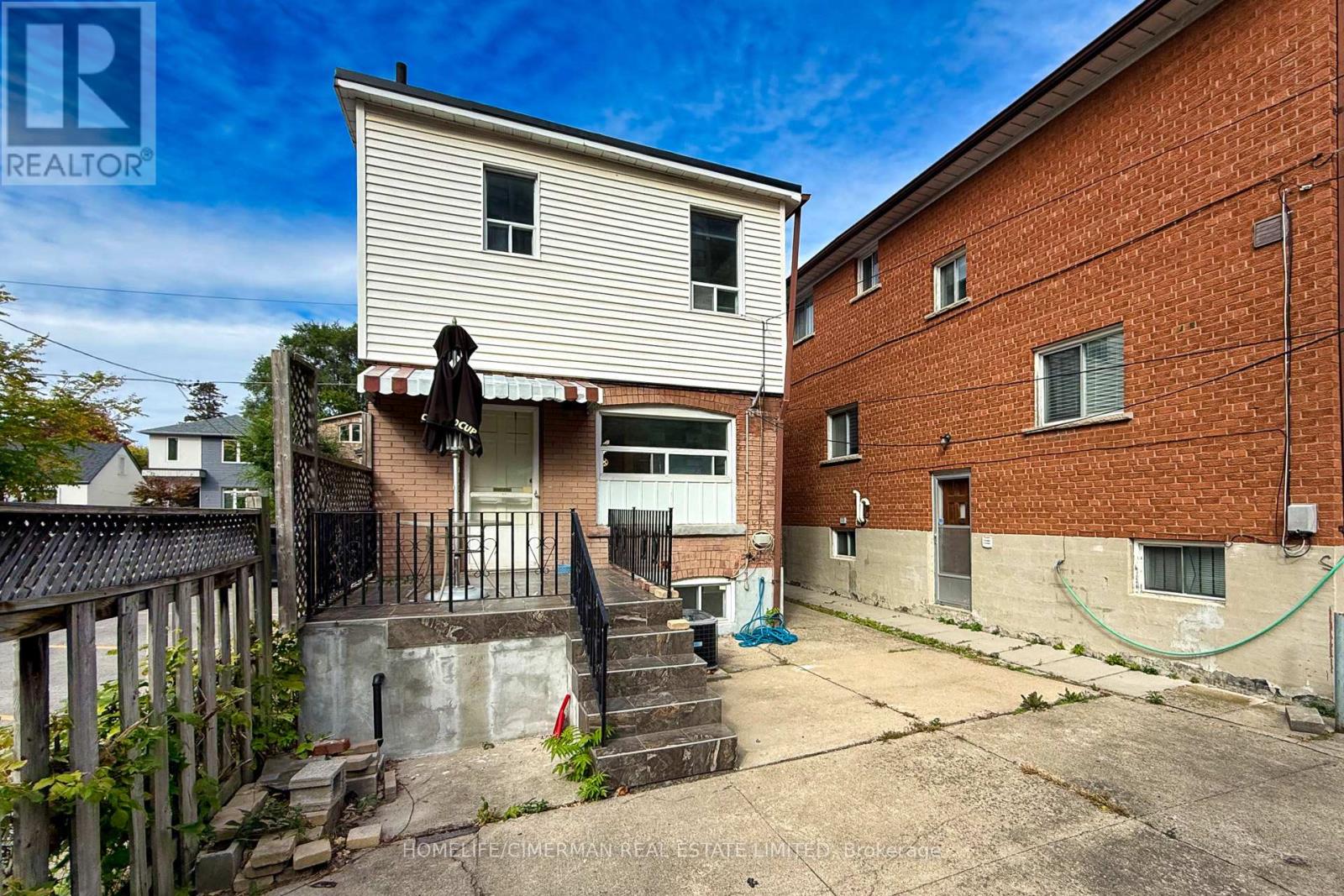 43 Torrens Avenue, Toronto, Ontario  M4K 2H9 - Photo 3 - E12737742