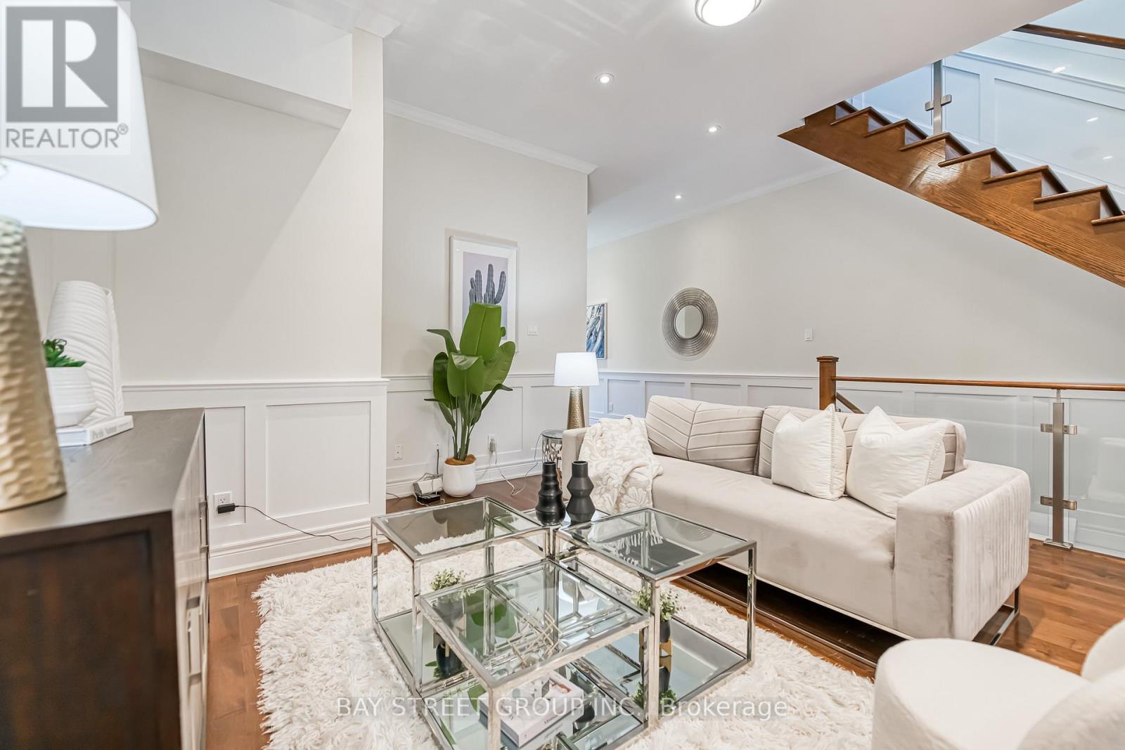 67 North Edgely Avenue, Toronto, Ontario  M1K 1T8 - Photo 12 - E12737746