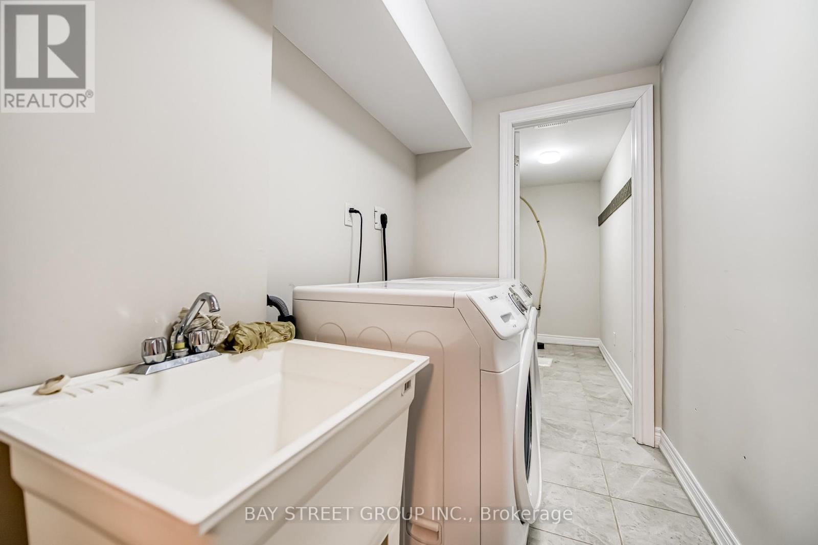 67 North Edgely Avenue, Toronto, Ontario  M1K 1T8 - Photo 45 - E12737746