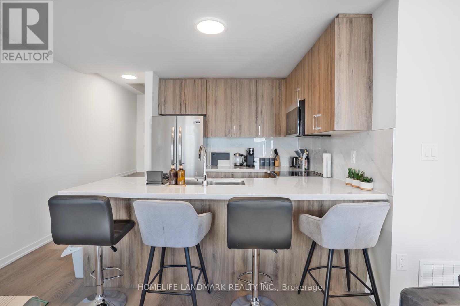 97 Matawin Lane, Richmond Hill, Ontario  L4B 0H7 - Photo 12 - N12737734