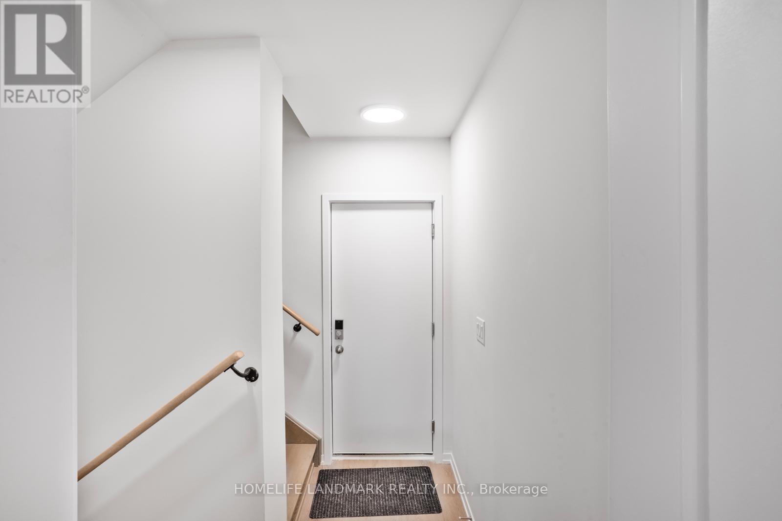 97 Matawin Lane, Richmond Hill, Ontario  L4B 0H7 - Photo 6 - N12737734