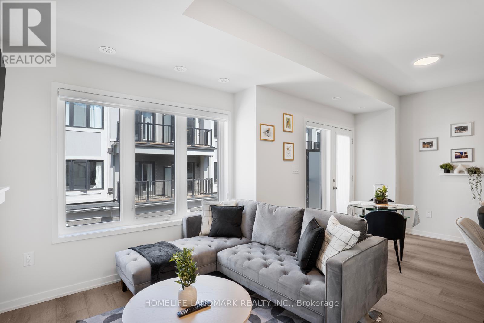 97 Matawin Lane, Richmond Hill, Ontario  L4B 0H7 - Photo 8 - N12737734