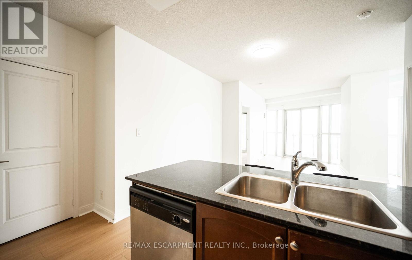 2105 - 50 Absolute Avenue, Mississauga, Ontario L4Z 0A8 - Photo 19 - W12737718