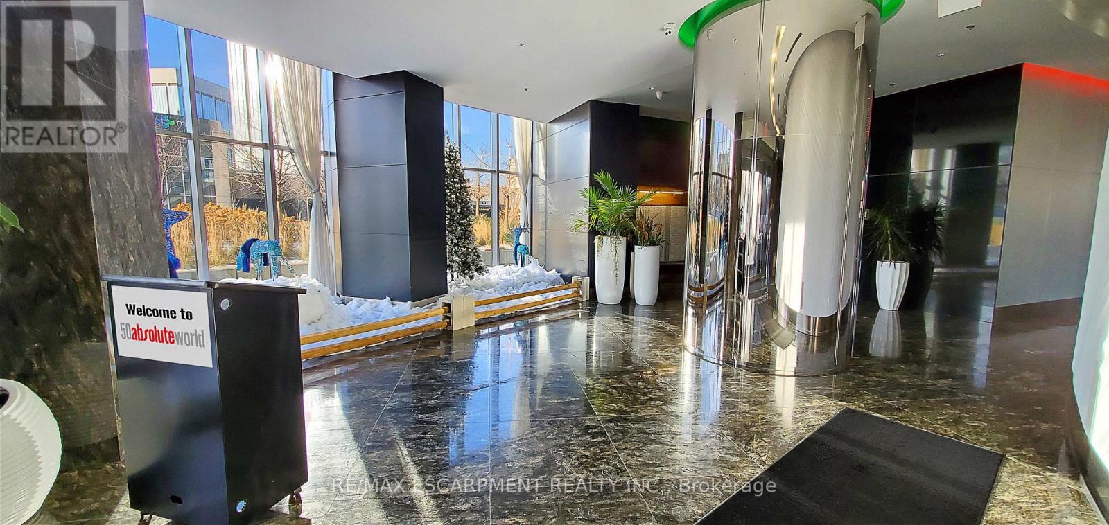 2105 - 50 Absolute Avenue, Mississauga, Ontario L4Z 0A8 - Photo 4 - W12737718