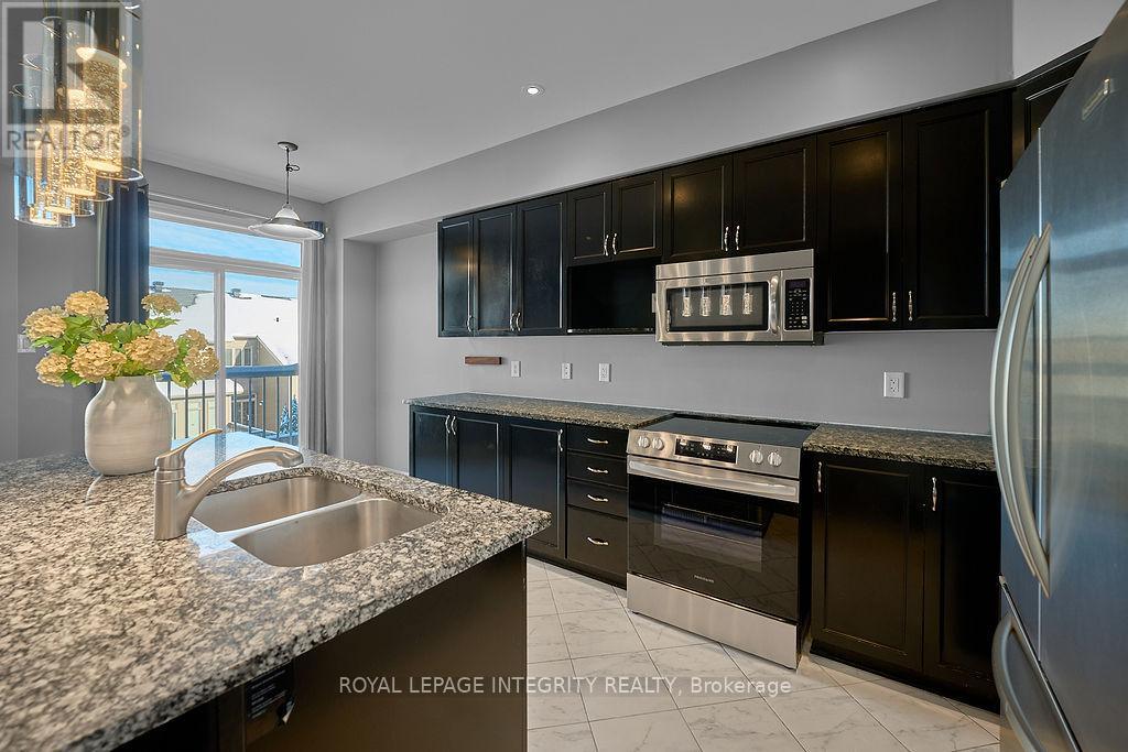 950 Fletcher Circle, Ottawa, Ontario  K2T 0B7 - Photo 12 - X12715880