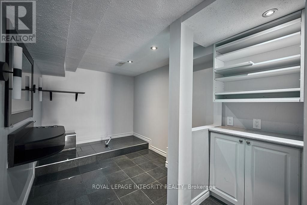 950 Fletcher Circle, Ottawa, Ontario  K2T 0B7 - Photo 44 - X12715880