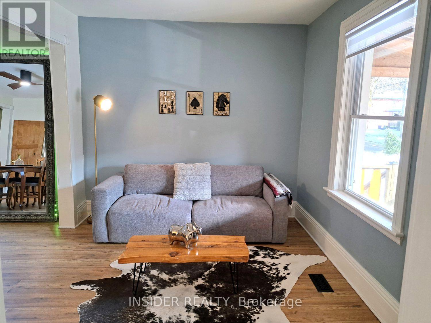 658 Brown Street, Peterborough, Ontario  K9J 4K5 - Photo 17 - X12478026