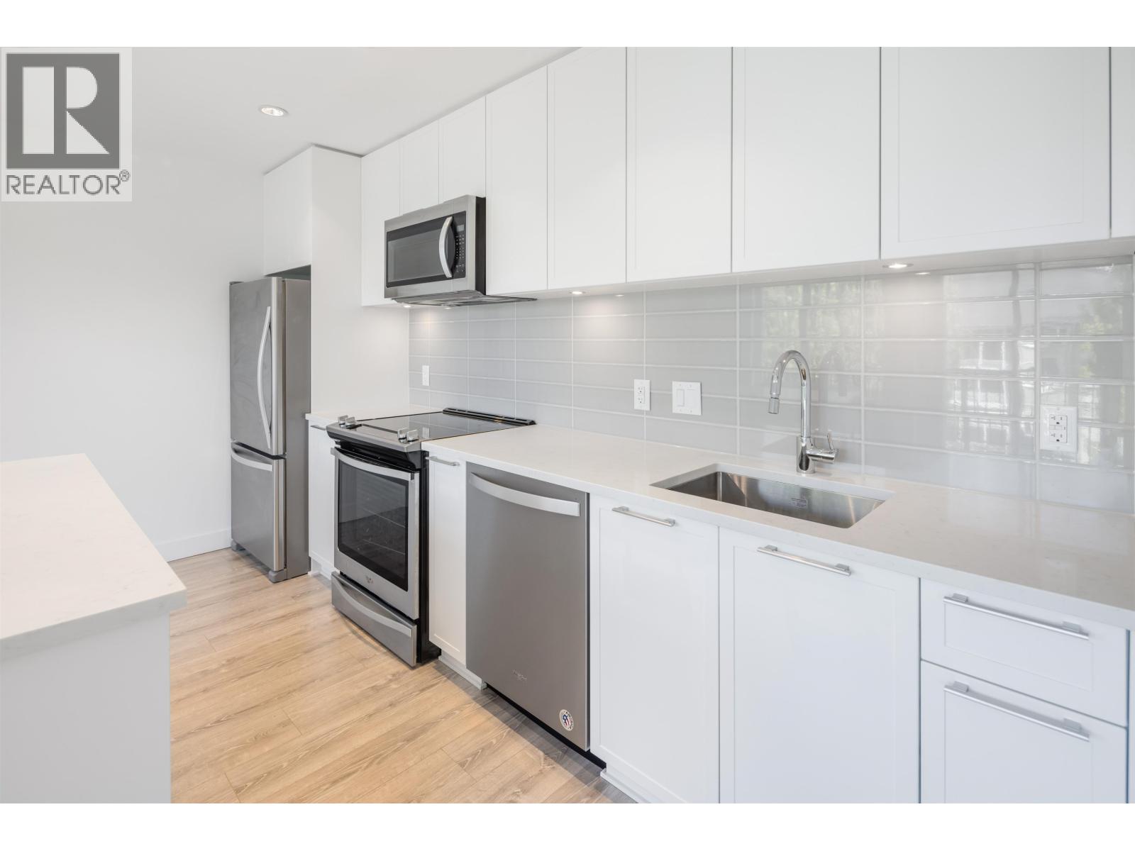 407 2382 Atkins Avenue, Port Coquitlam, British Columbia  V3C 0G7 - Photo 9 - R3084464