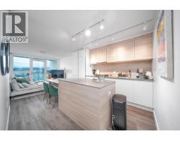 710 988 QUAYSIDE DRIVE, New Westminster, British Columbia