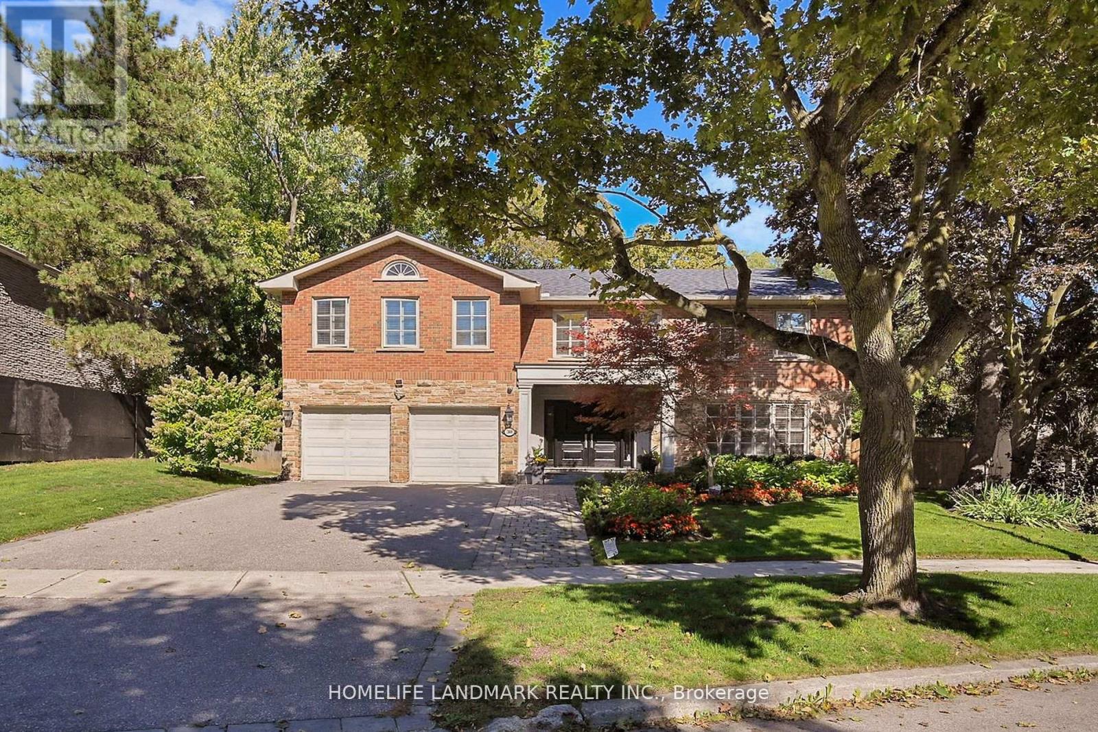 30 BOBWHITE CRESCENT, Toronto, Ontario