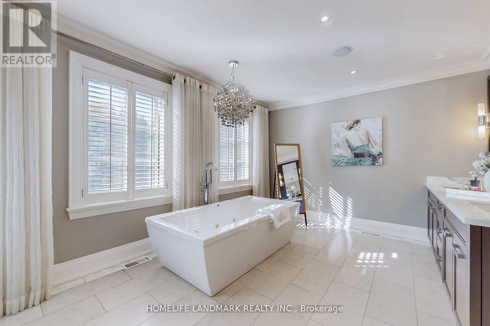 30 Bobwhite Crescent, Toronto, Ontario  M2L 2E1 - Photo 25 - C12737752