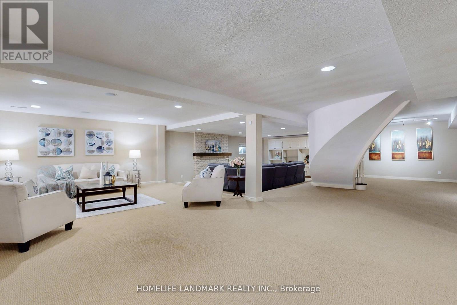 30 Bobwhite Crescent, Toronto, Ontario  M2L 2E1 - Photo 39 - C12737752