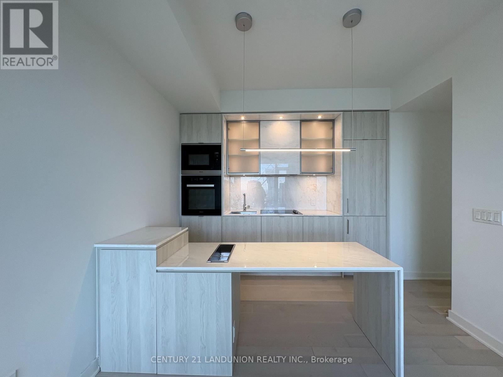 2213 - 11 Yorkville Avenue, Toronto, Ontario  M4W 0B7 - Photo 7 - C12737754