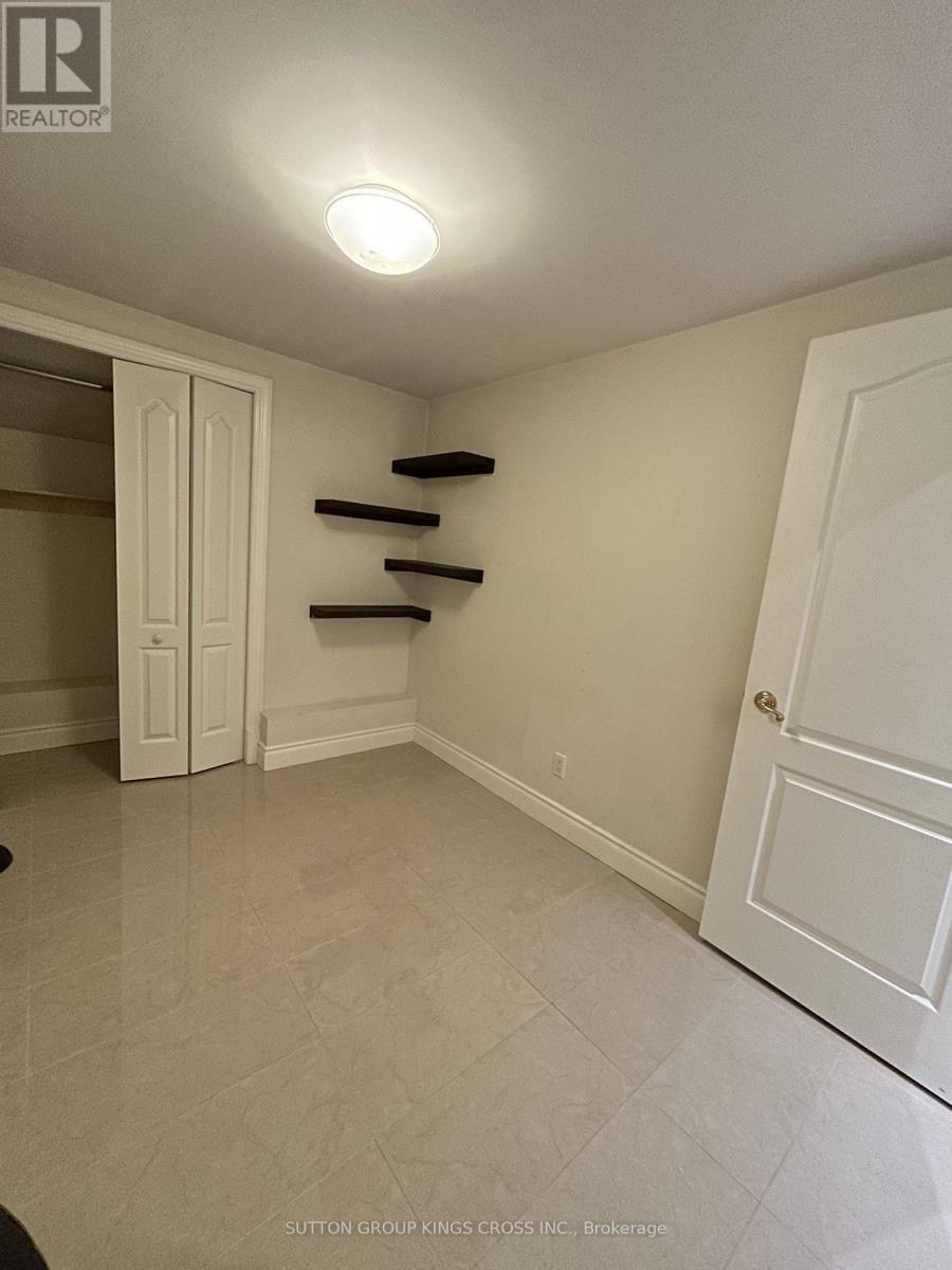 Lower 2 - 20 Hazelglen Avenue, Toronto, Ontario  M2R 1R7 - Photo 11 - C12737762