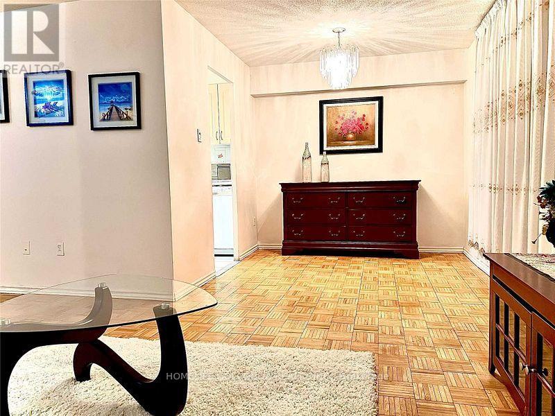 1004 - 2721 Victoria Park Avenue, Toronto, Ontario  M1T 3N6 - Photo 3 - E12737764