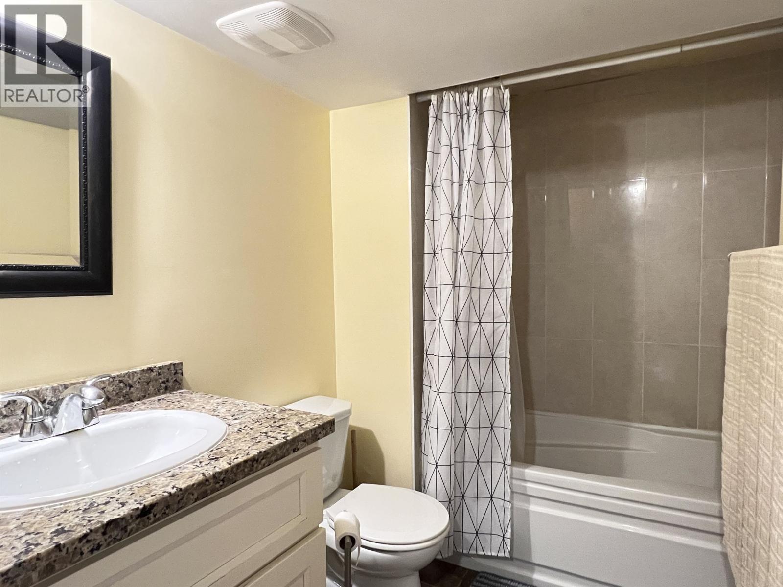 2080 W 33rd Avenue, Vancouver, British Columbia  V6M 1B7 - Photo 37 - R3084280