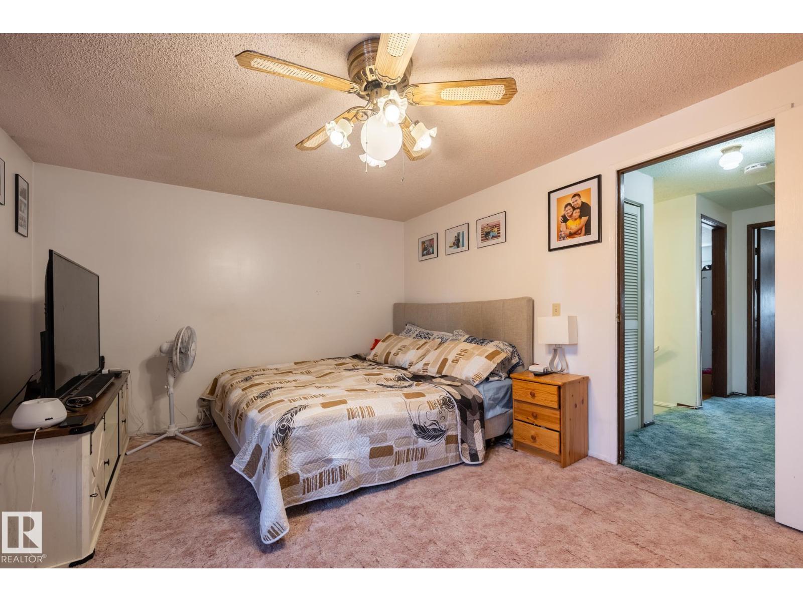 1346 Lakewood Rd W Nw, Edmonton, Alberta  T6K 3P2 - Photo 16 - E4471368