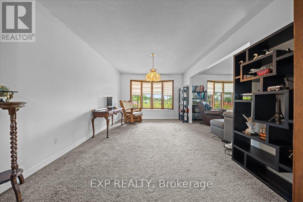 3382 Carp Road, Ottawa, Ontario  K0A 1L0 - Photo 7 - X12734948