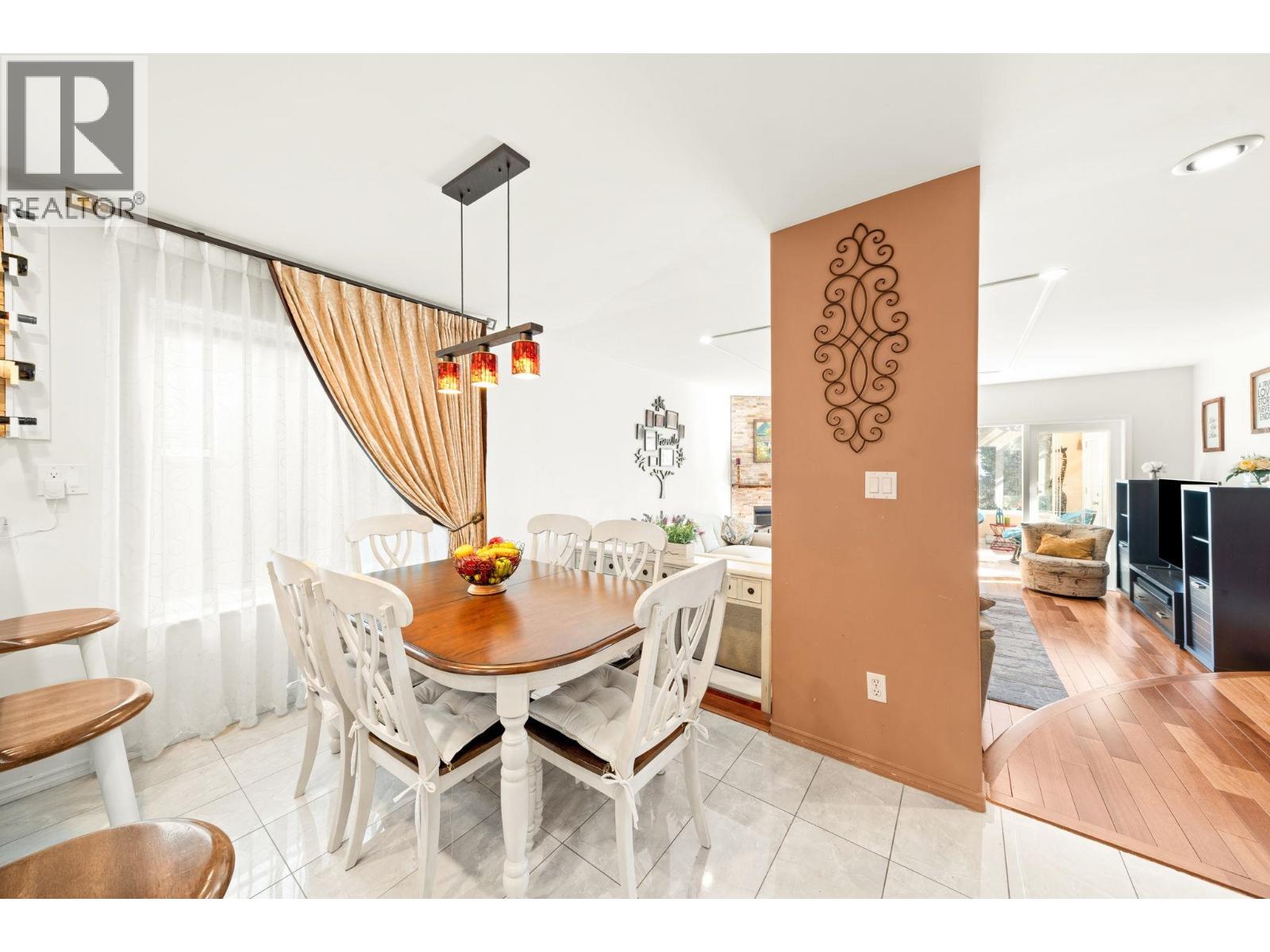 2258 Sorrento Drive, Coquitlam, British Columbia  V3K 6P4 - Photo 13 - R3070195