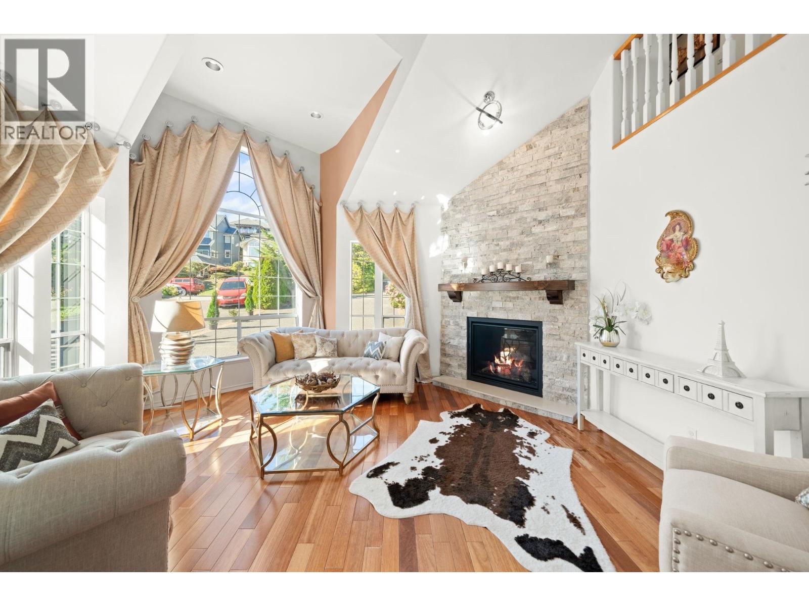 2258 Sorrento Drive, Coquitlam, British Columbia  V3K 6P4 - Photo 7 - R3070195