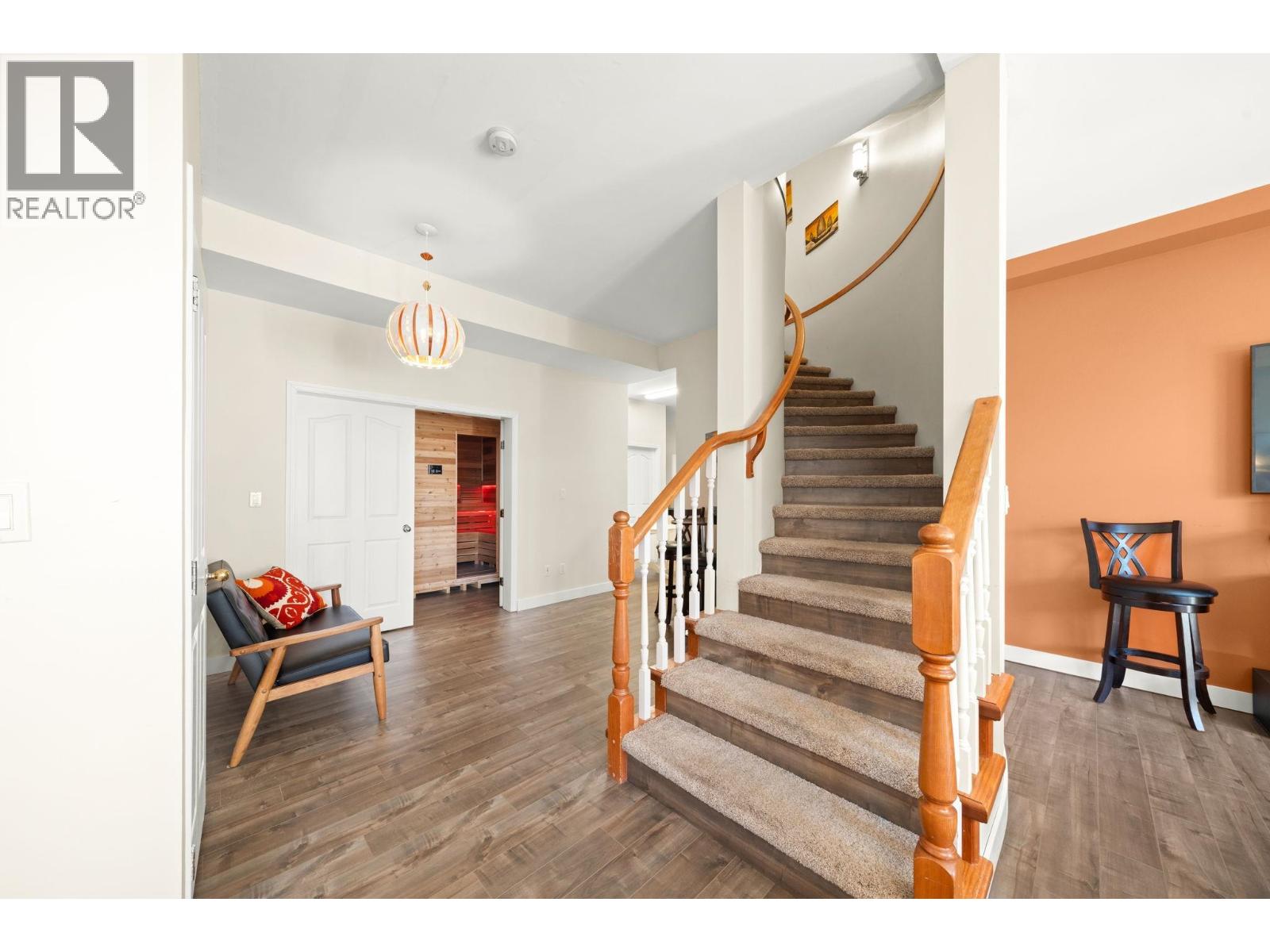 2258 Sorrento Drive, Coquitlam, British Columbia  V3K 6P4 - Photo 25 - R3070195