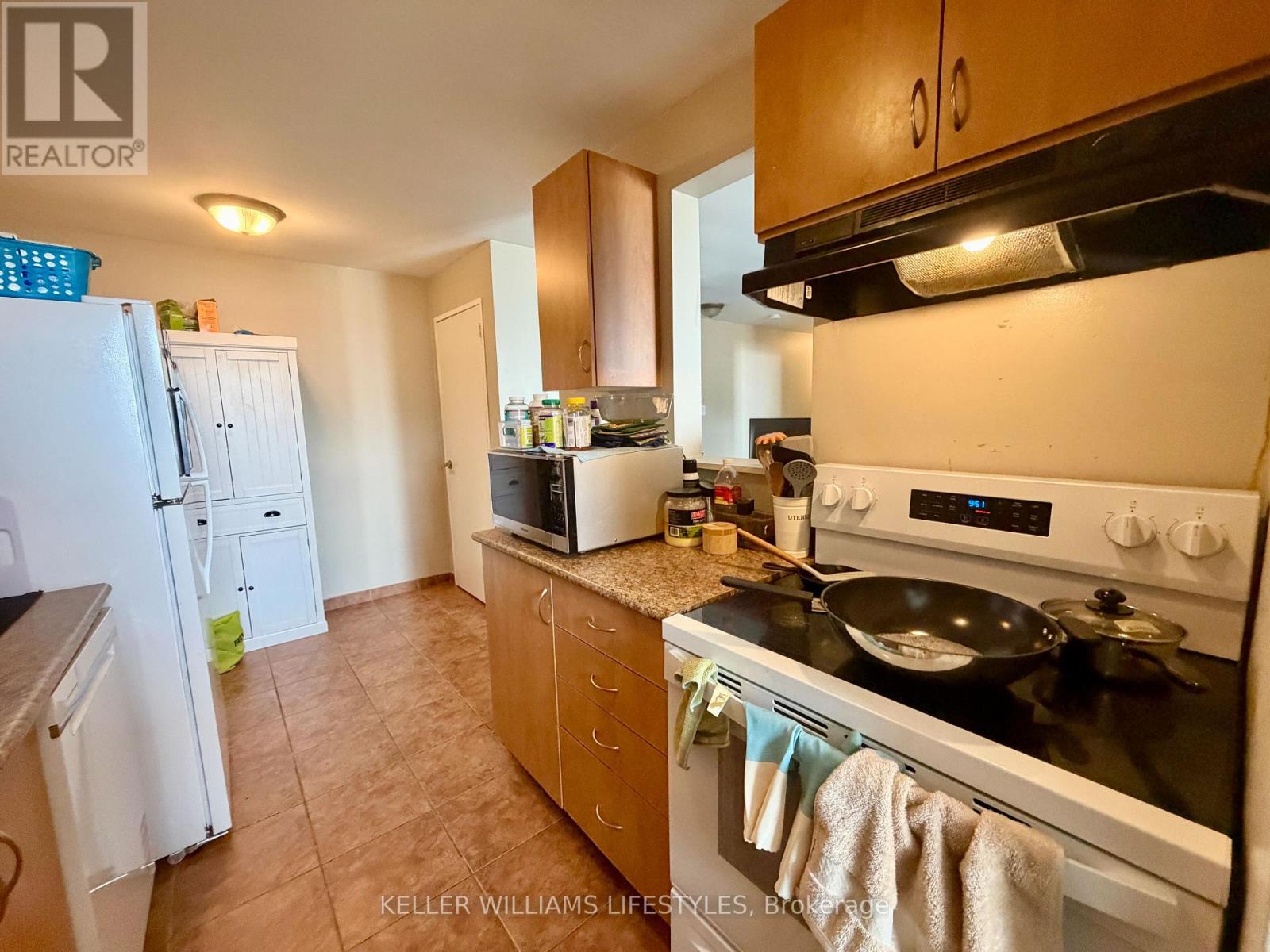 1002 - 931 Wonderland Road S, London South, Ontario  N6K 2X6 - Photo 13 - X12737796