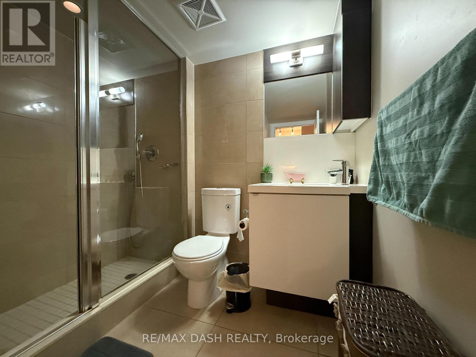 702 - 300 Front Street W, Toronto, Ontario  M5V 0E9 - Photo 13 - C12737780