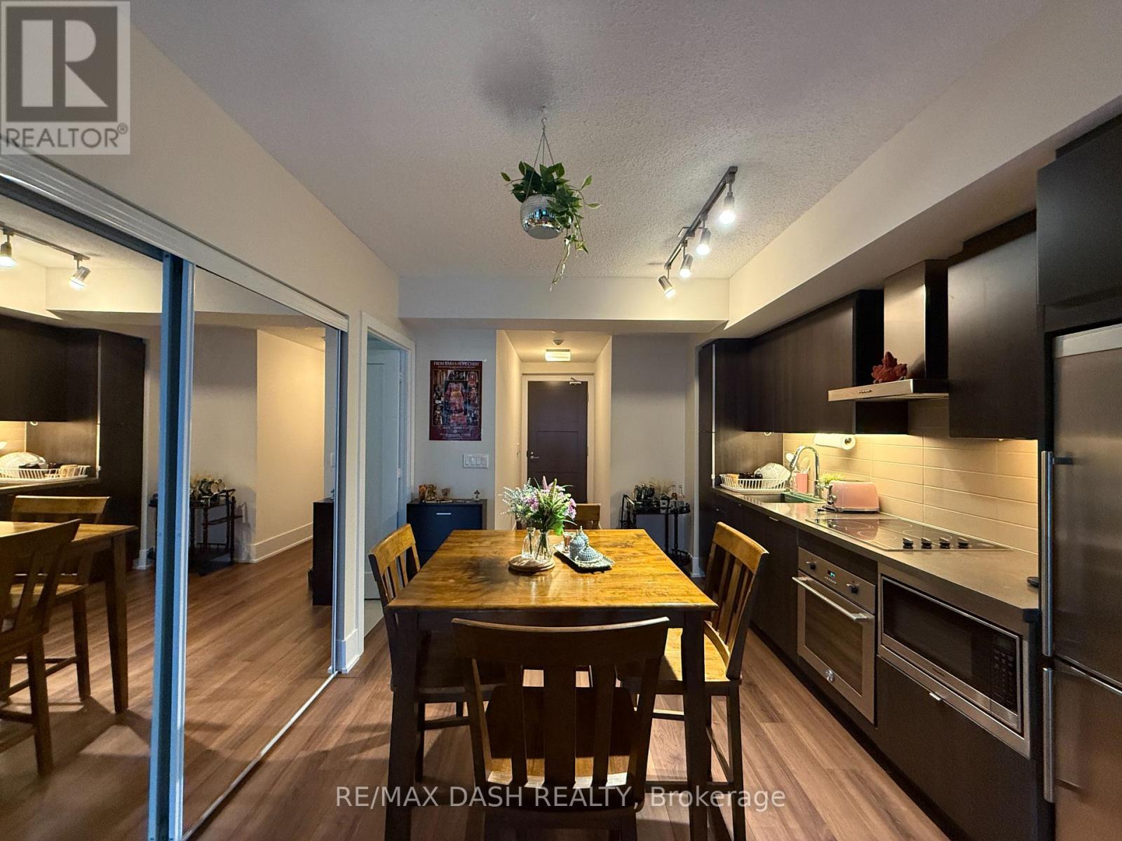 702 - 300 Front Street W, Toronto, Ontario  M5V 0E9 - Photo 15 - C12737780