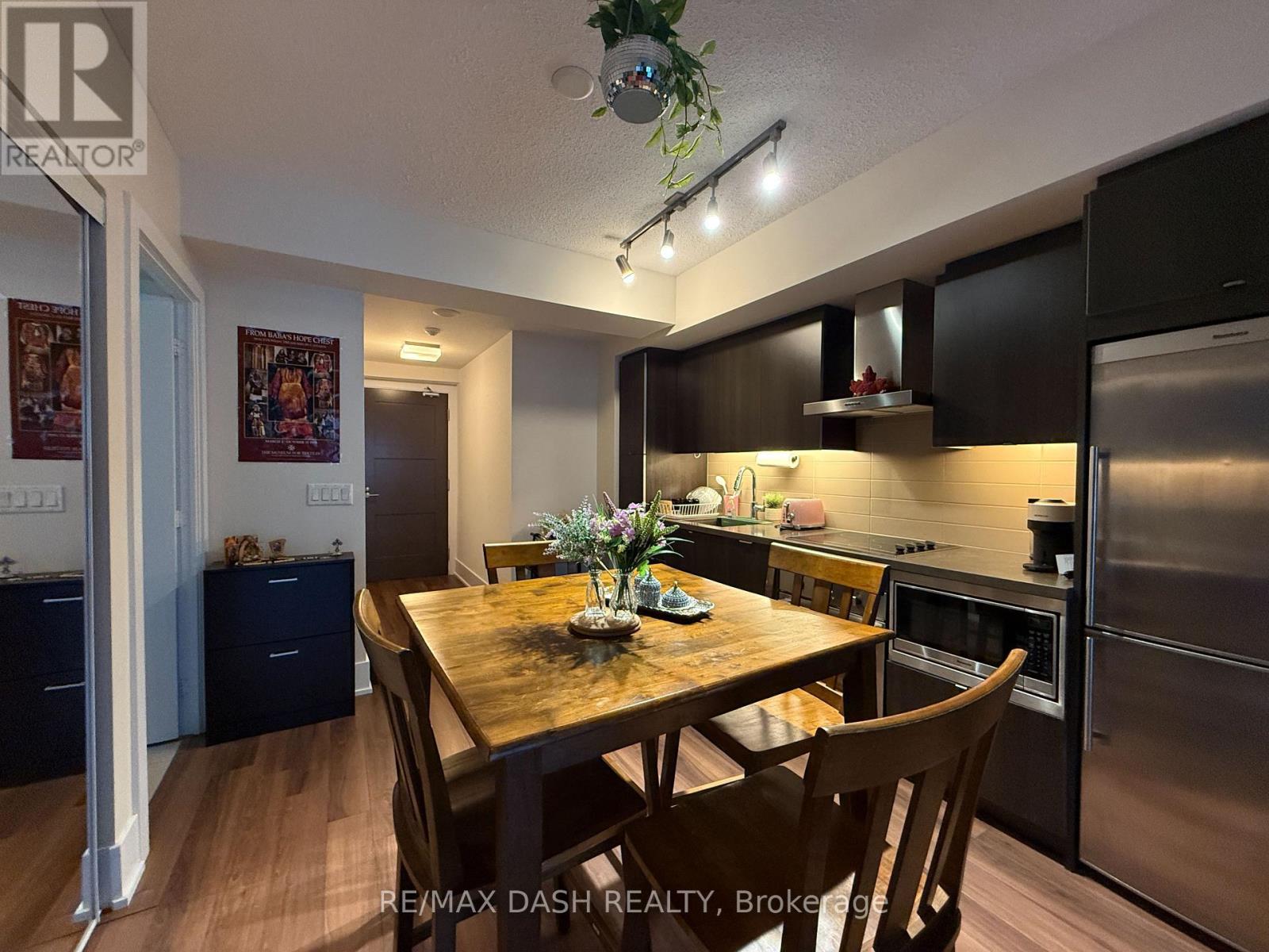 702 - 300 Front Street W, Toronto, Ontario  M5V 0E9 - Photo 16 - C12737780