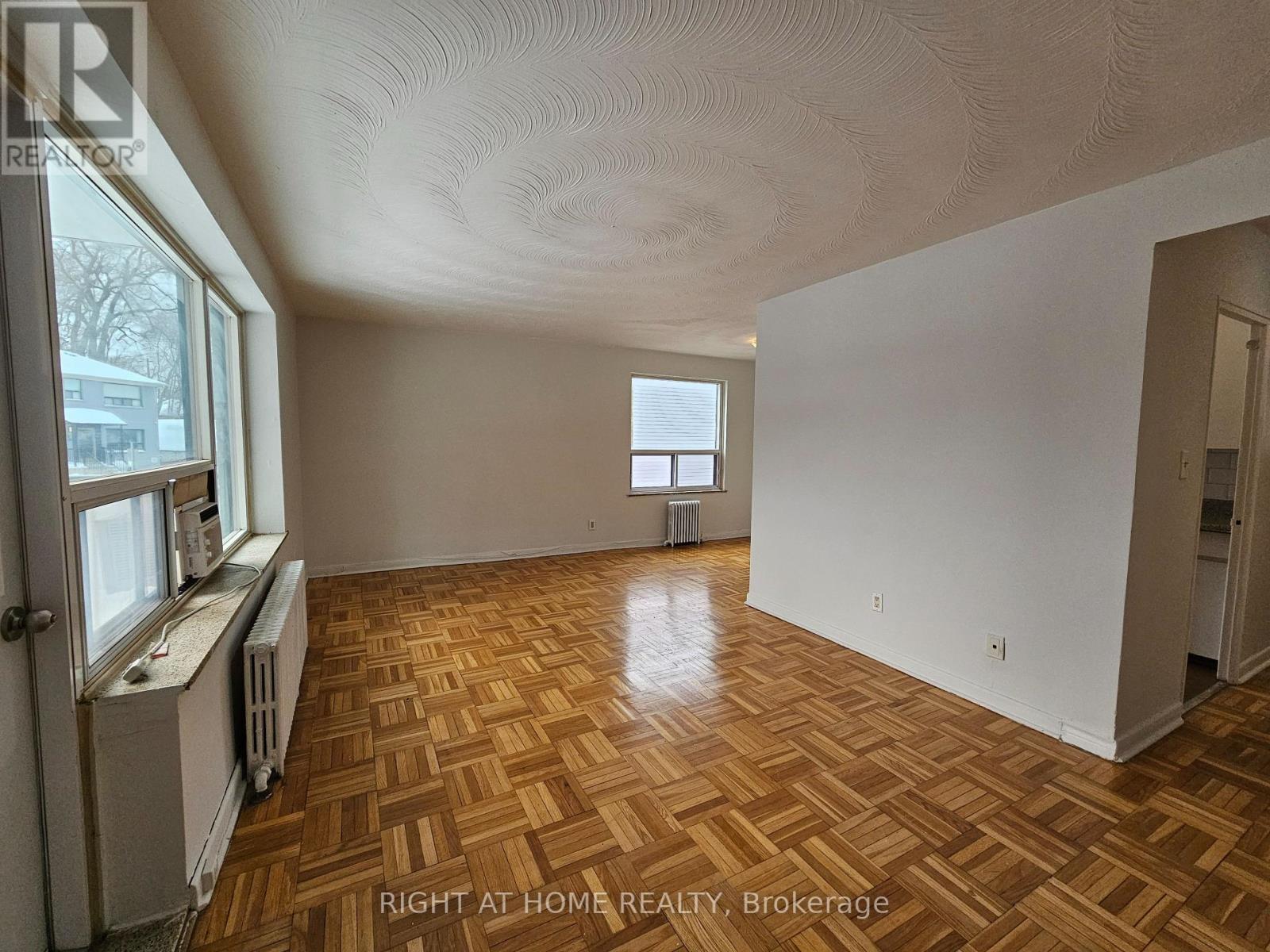 210 - 20 Cosburn Avenue, Toronto, Ontario  M4K 2E7 - Photo 23 - E12737782