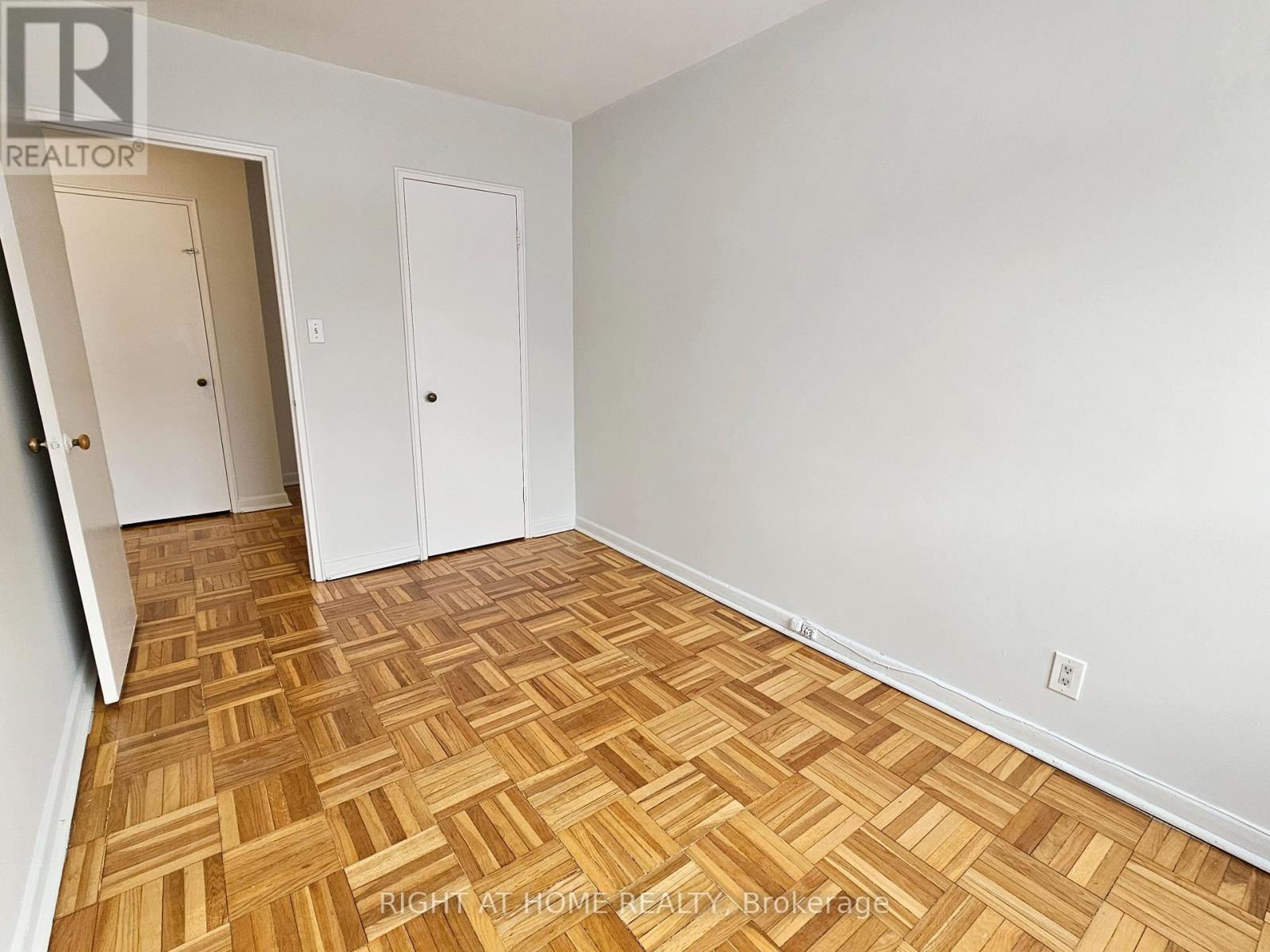 210 - 20 Cosburn Avenue, Toronto, Ontario  M4K 2E7 - Photo 32 - E12737782