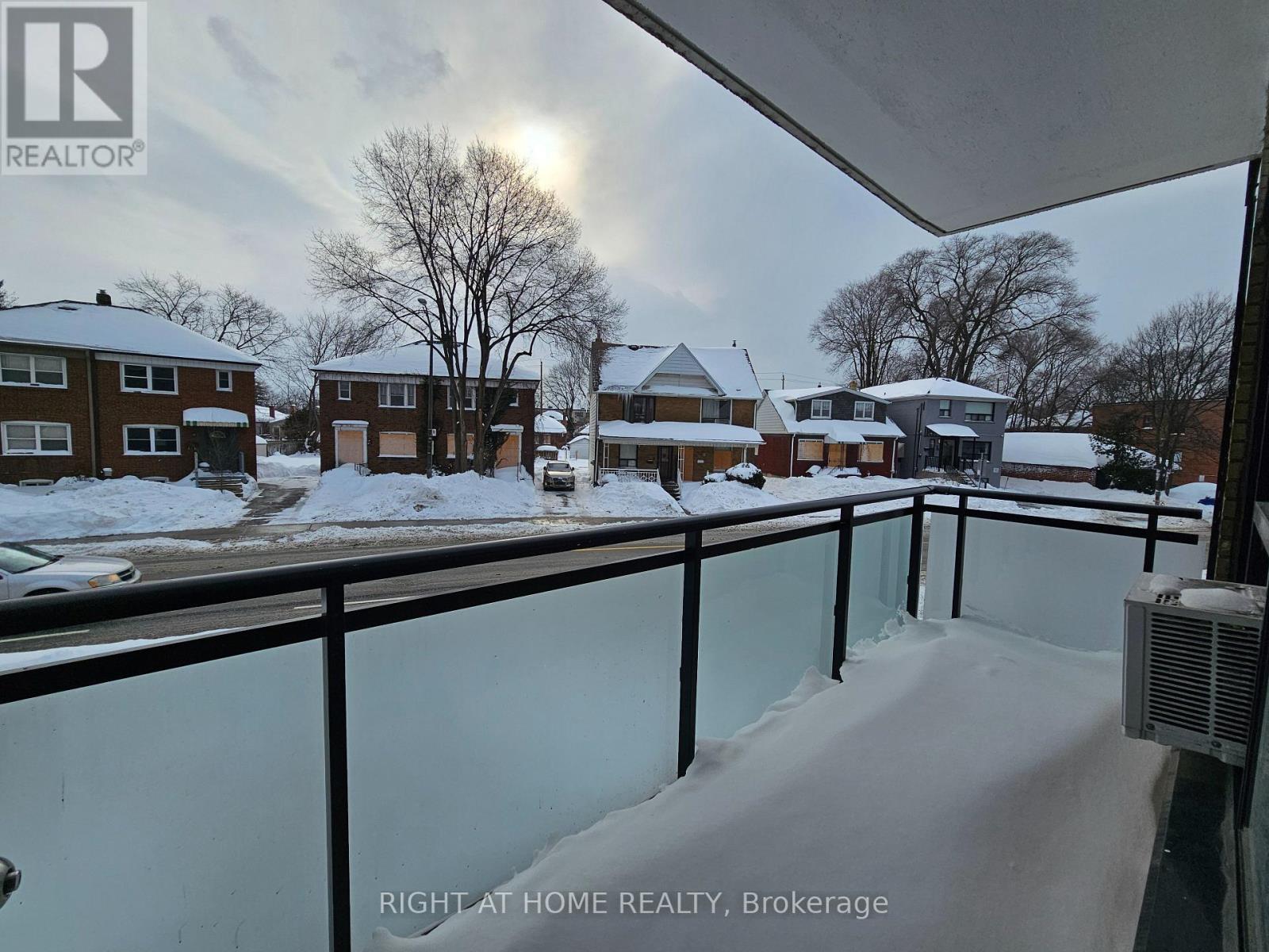 210 - 20 Cosburn Avenue, Toronto, Ontario  M4K 2E7 - Photo 38 - E12737782