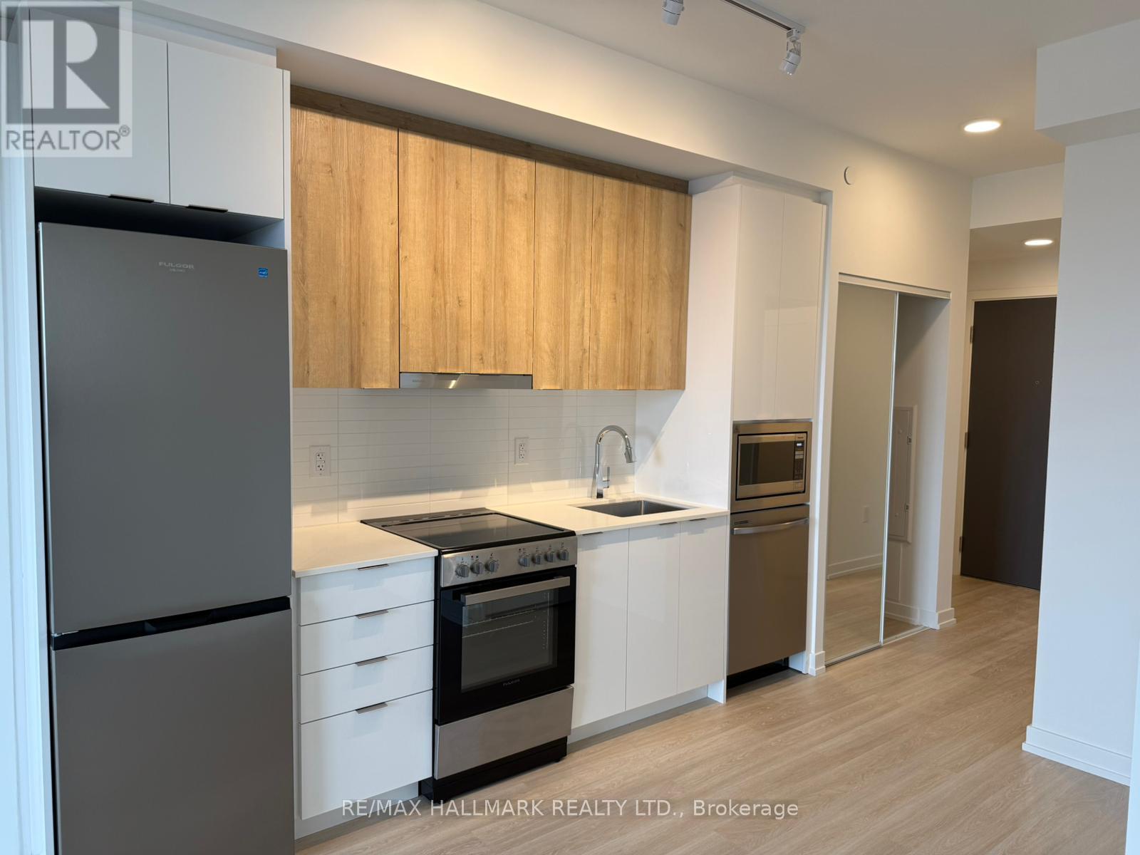 311 - 9751 Markham Road, Markham, Ontario  L6E 0W3 - Photo 4 - N12737766