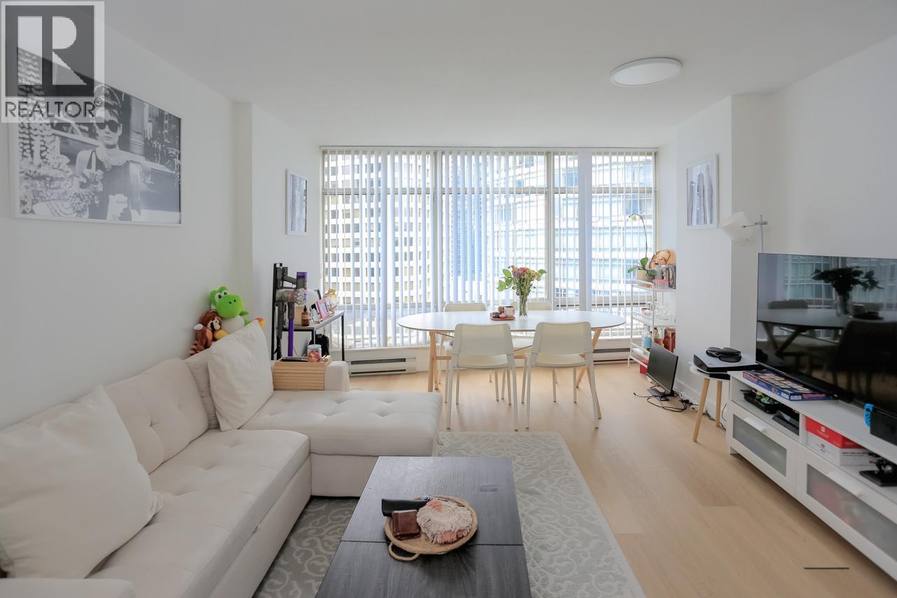 1301 1288 ALBERNI STREET, Vancouver, British Columbia