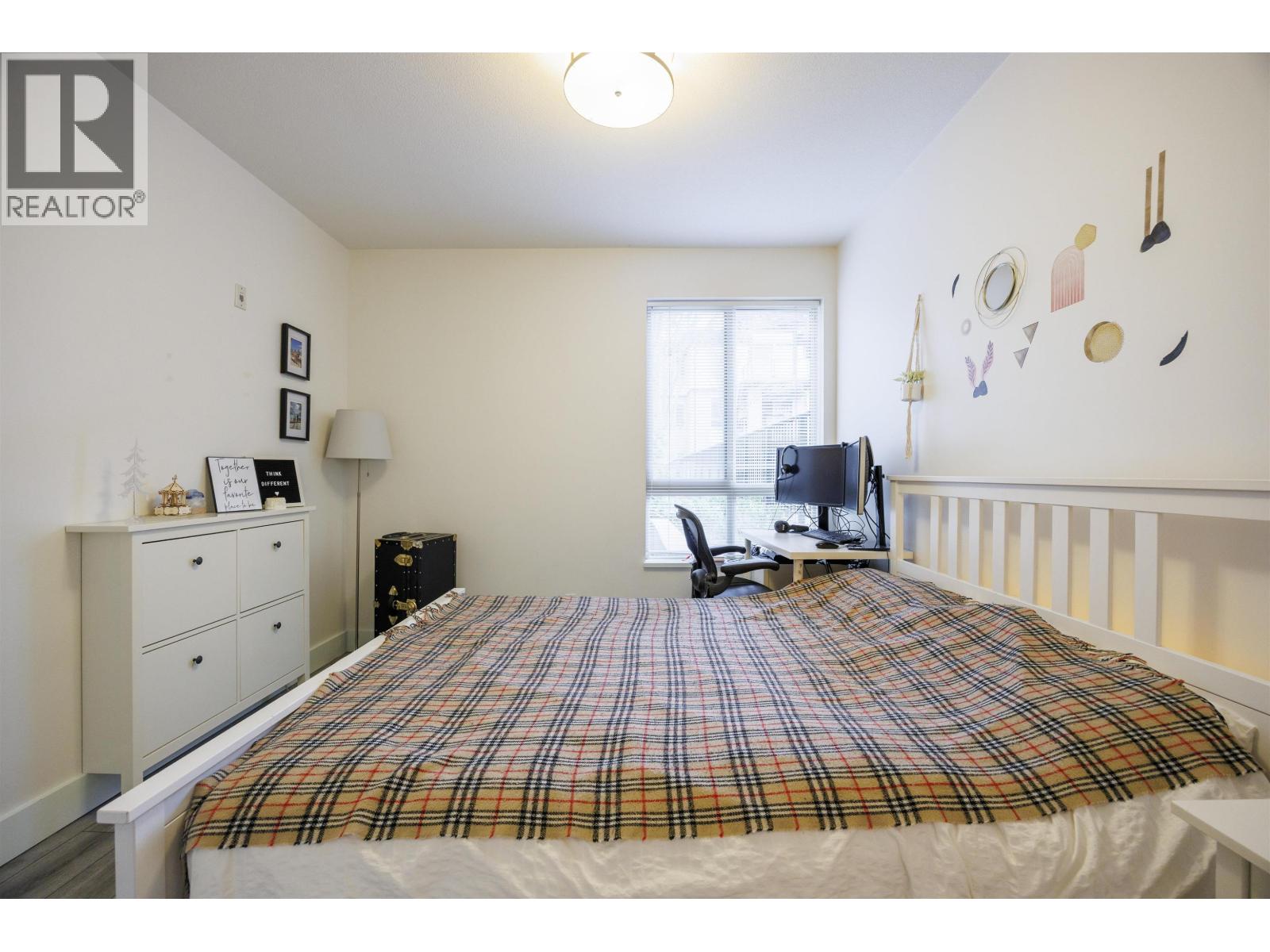 210 7478 Byrne Park Walk, Burnaby, British Columbia  V3N 0B5 - Photo 9 - R3083797