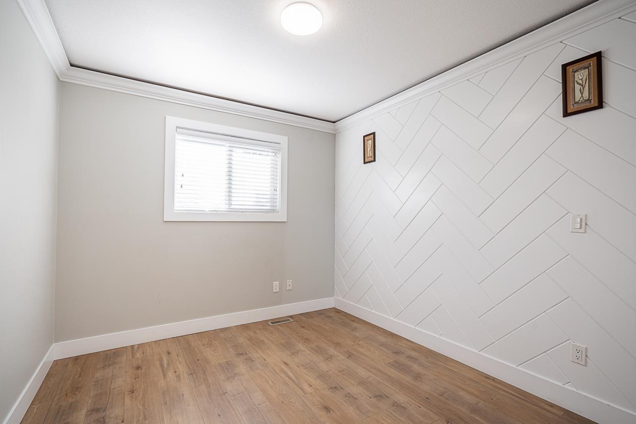 13261 66b Avenue, Surrey, British Columbia  V3W 8P4 - Photo 15 - R3084065