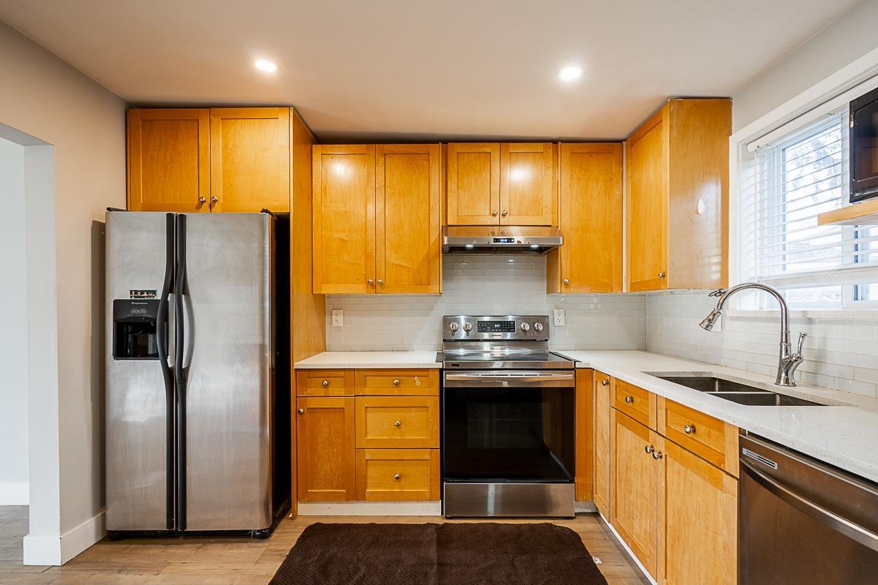 13261 66b Avenue, Surrey, British Columbia  V3W 8P4 - Photo 6 - R3084065