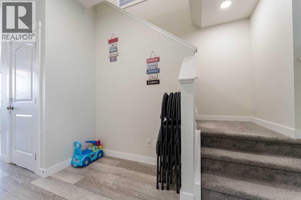 449 Chinook Winds View Sw, Airdrie, Alberta  T4B 5J6 - Photo 3 - A2281234