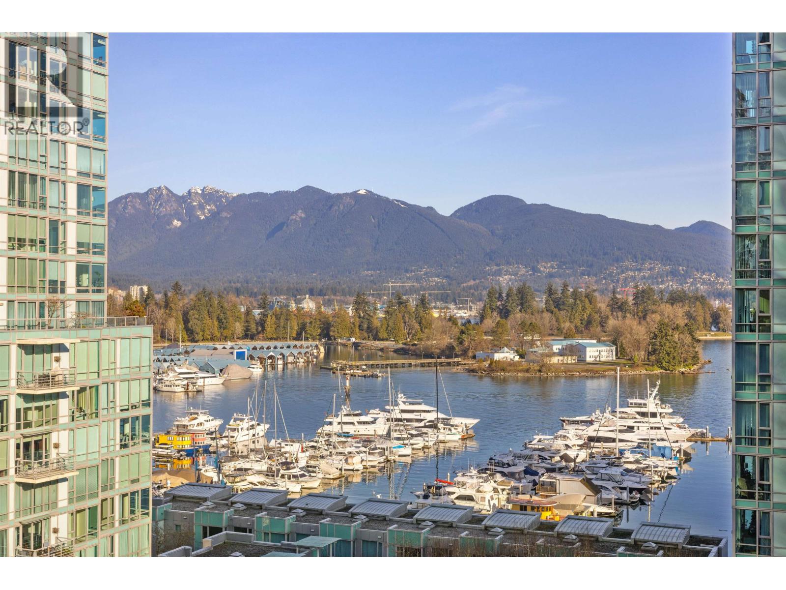 901 1409 W PENDER STREET, Vancouver, British Columbia