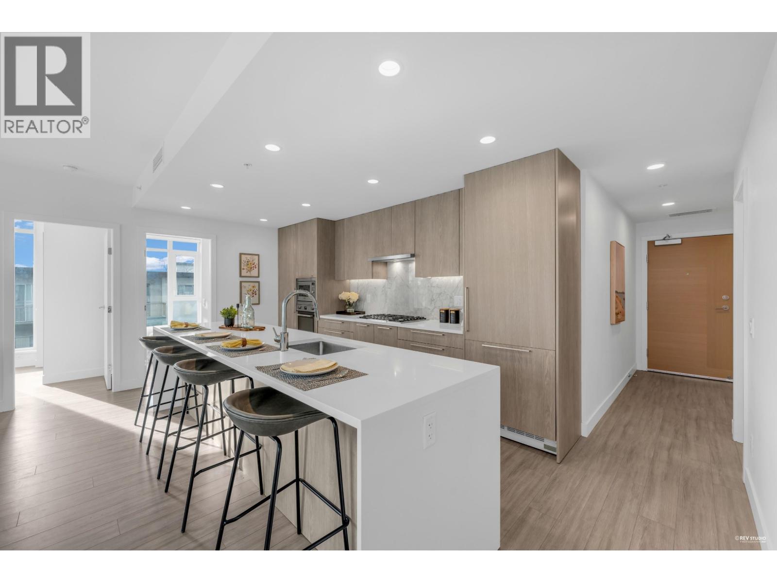 301 6398 Silver Avenue, Burnaby, British Columbia V5H 0K7 - Photo 16 - R3084439