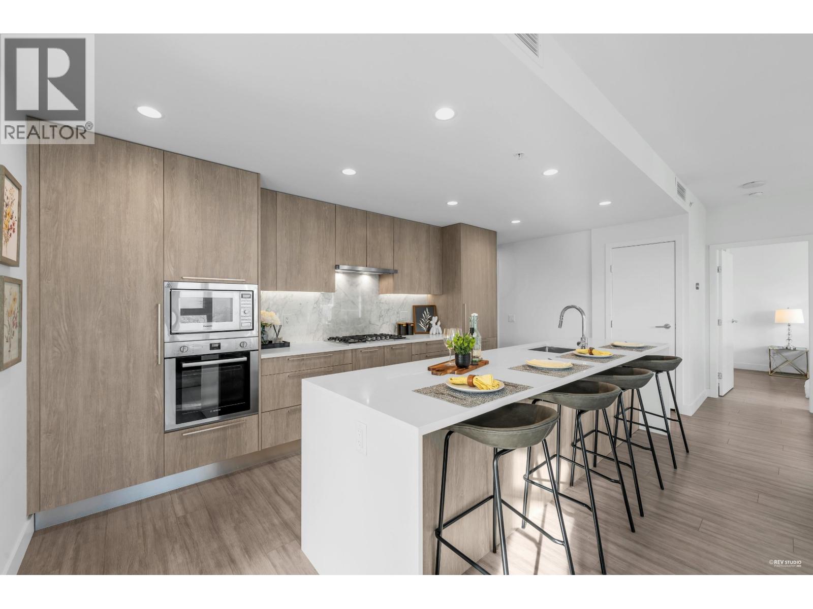 301 6398 Silver Avenue, Burnaby, British Columbia V5H 0K7 - Photo 17 - R3084439