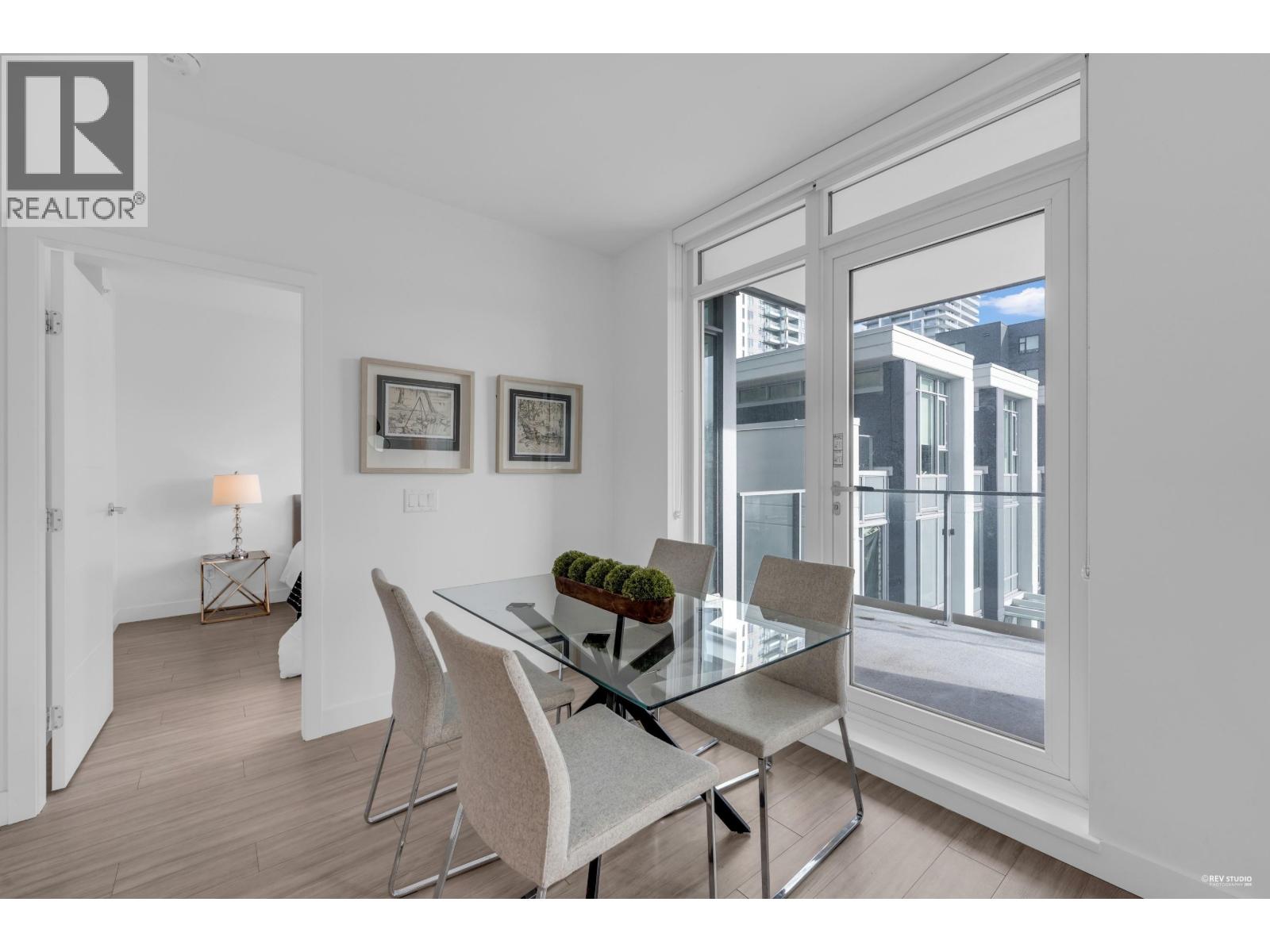 301 6398 Silver Avenue, Burnaby, British Columbia V5H 0K7 - Photo 15 - R3084439