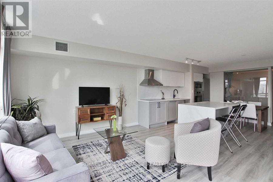 357 - 151 Dan Leckie Way, Toronto, Ontario  M5V 4B2 - Photo 4 - C12737806