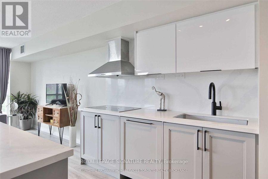 357 - 151 Dan Leckie Way, Toronto, Ontario  M5V 4B2 - Photo 6 - C12737806