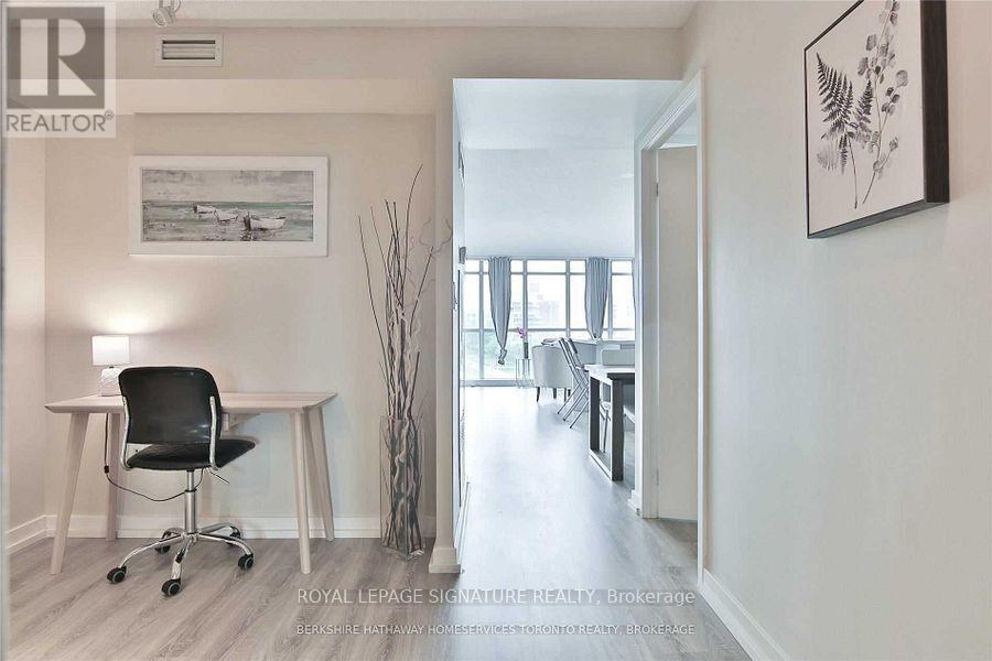 357 - 151 Dan Leckie Way, Toronto, Ontario  M5V 4B2 - Photo 7 - C12737806