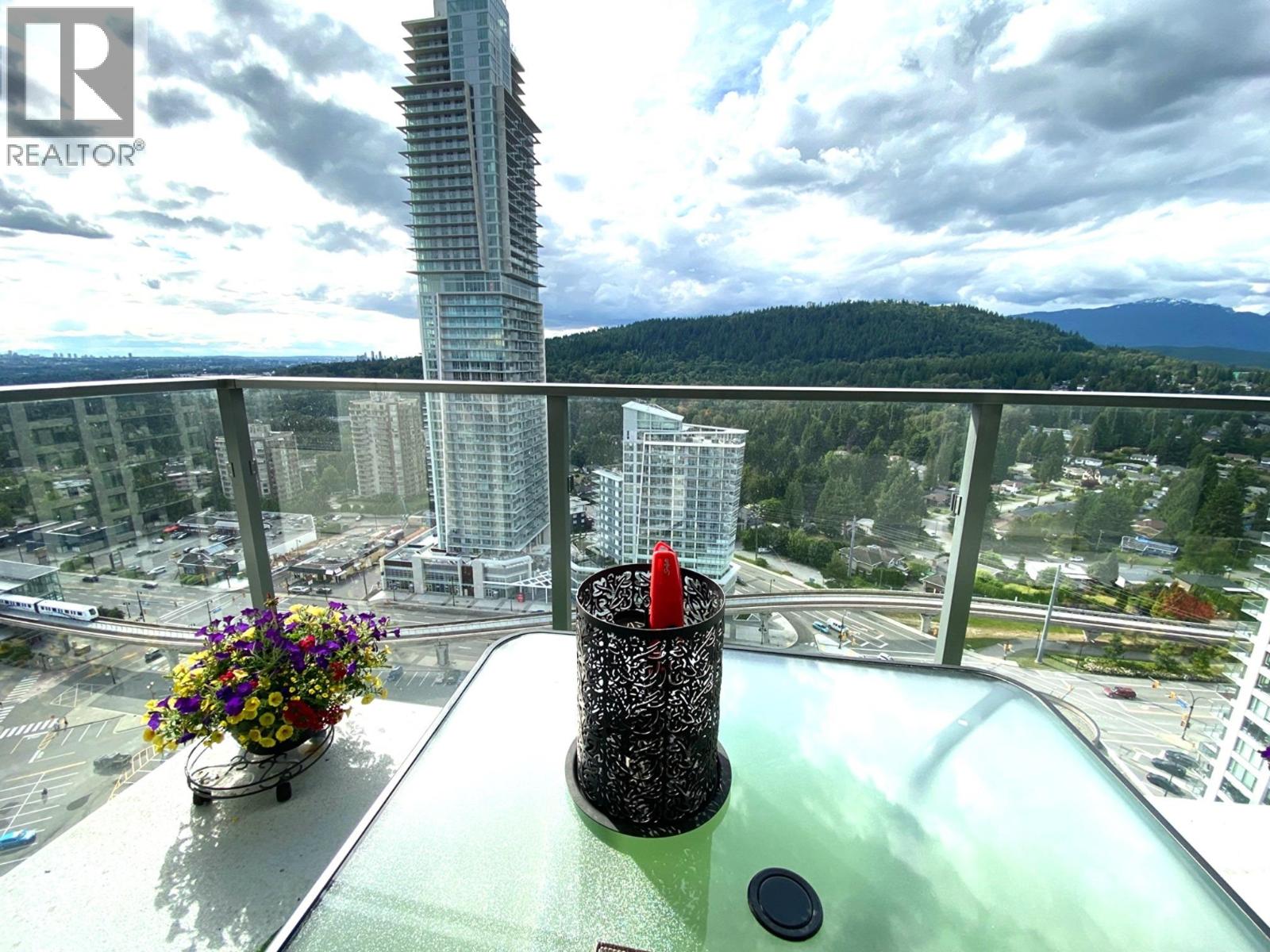 2703 570 Emerson Street, Coquitlam, British Columbia  V3J 0G3 - Photo 2 - R3083586