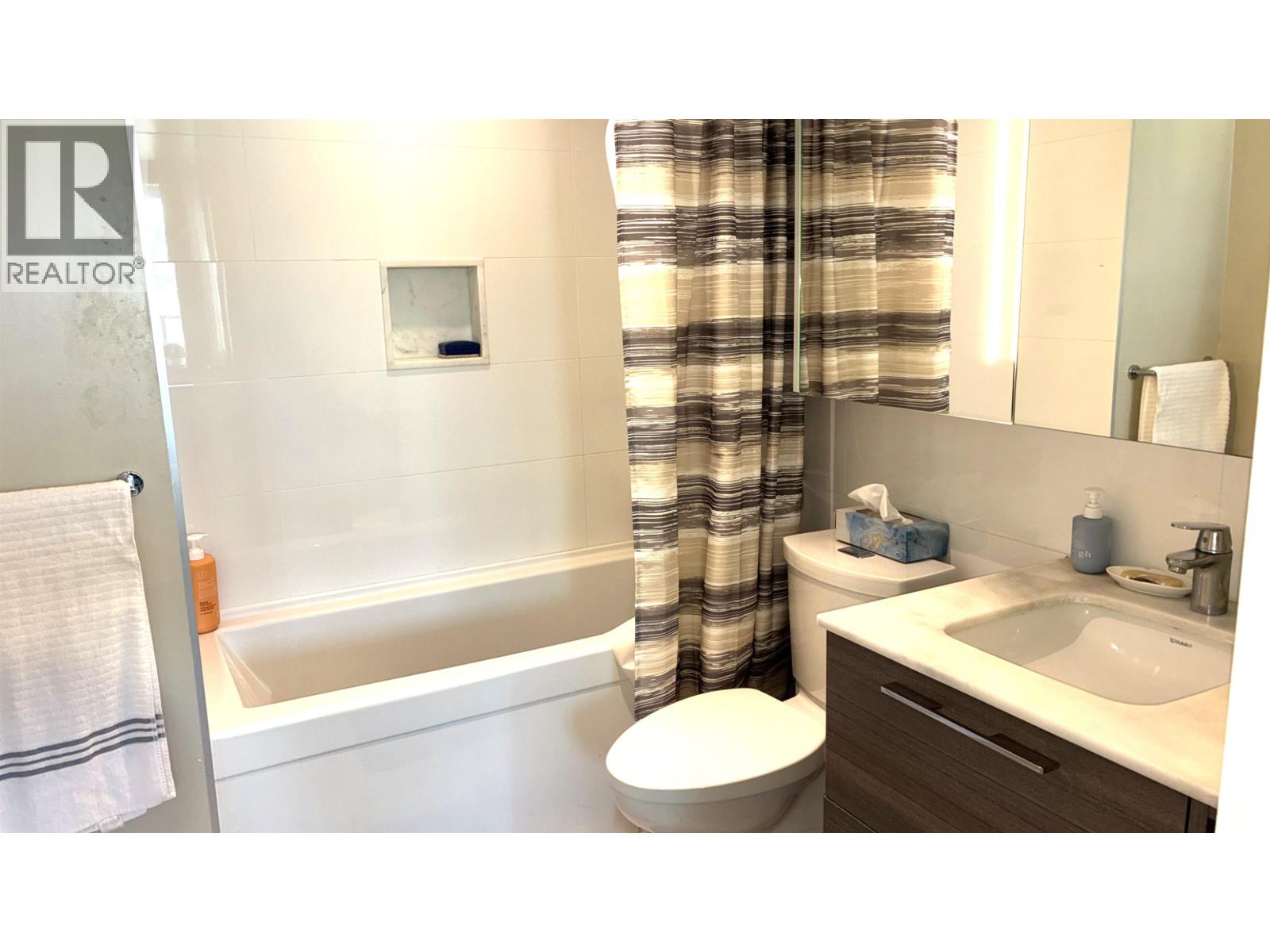 2703 570 Emerson Street, Coquitlam, British Columbia  V3J 0G3 - Photo 10 - R3083586