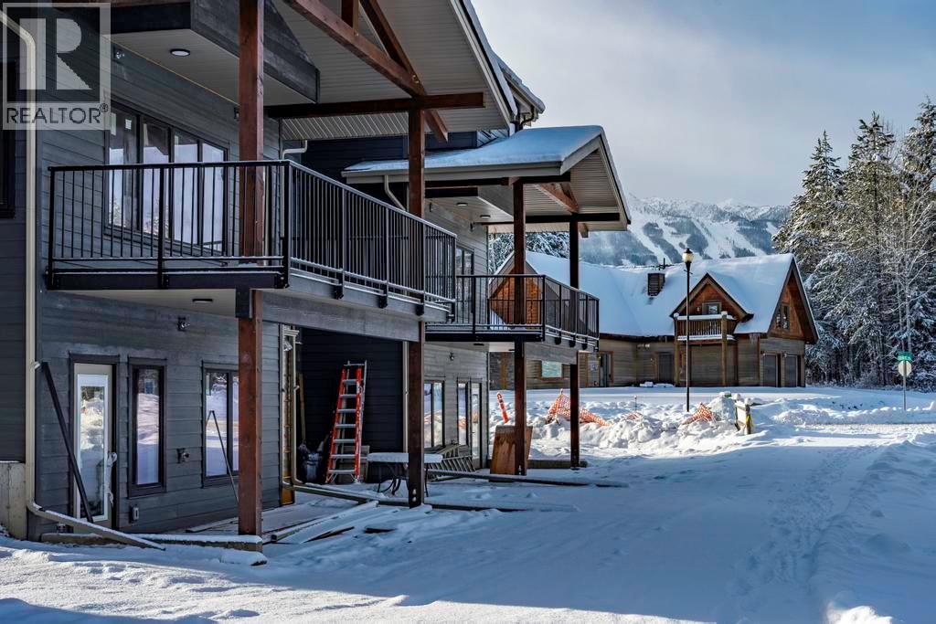 1444 Granite Drive Unit# 4, Golden, British Columbia